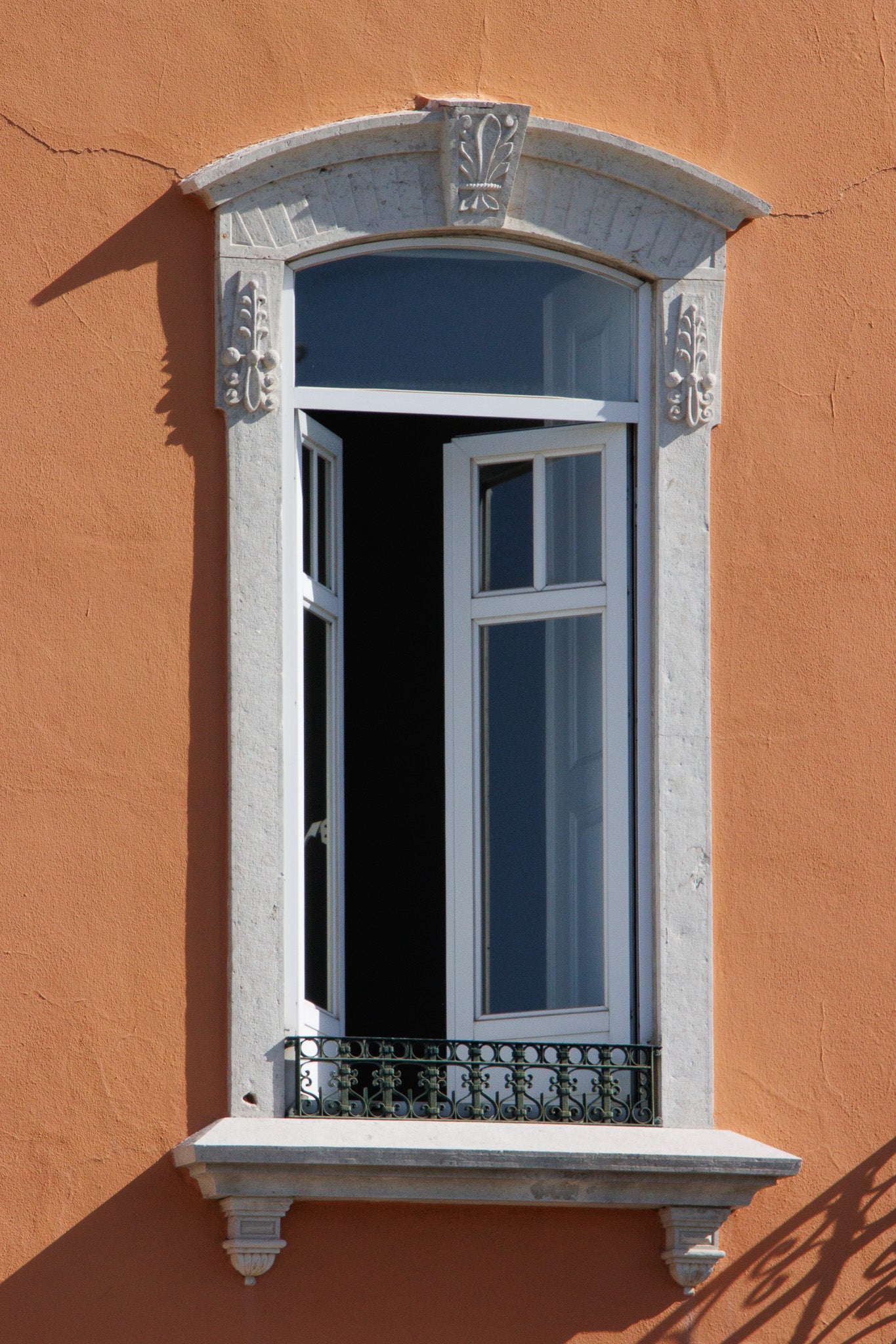 Algarvian Window